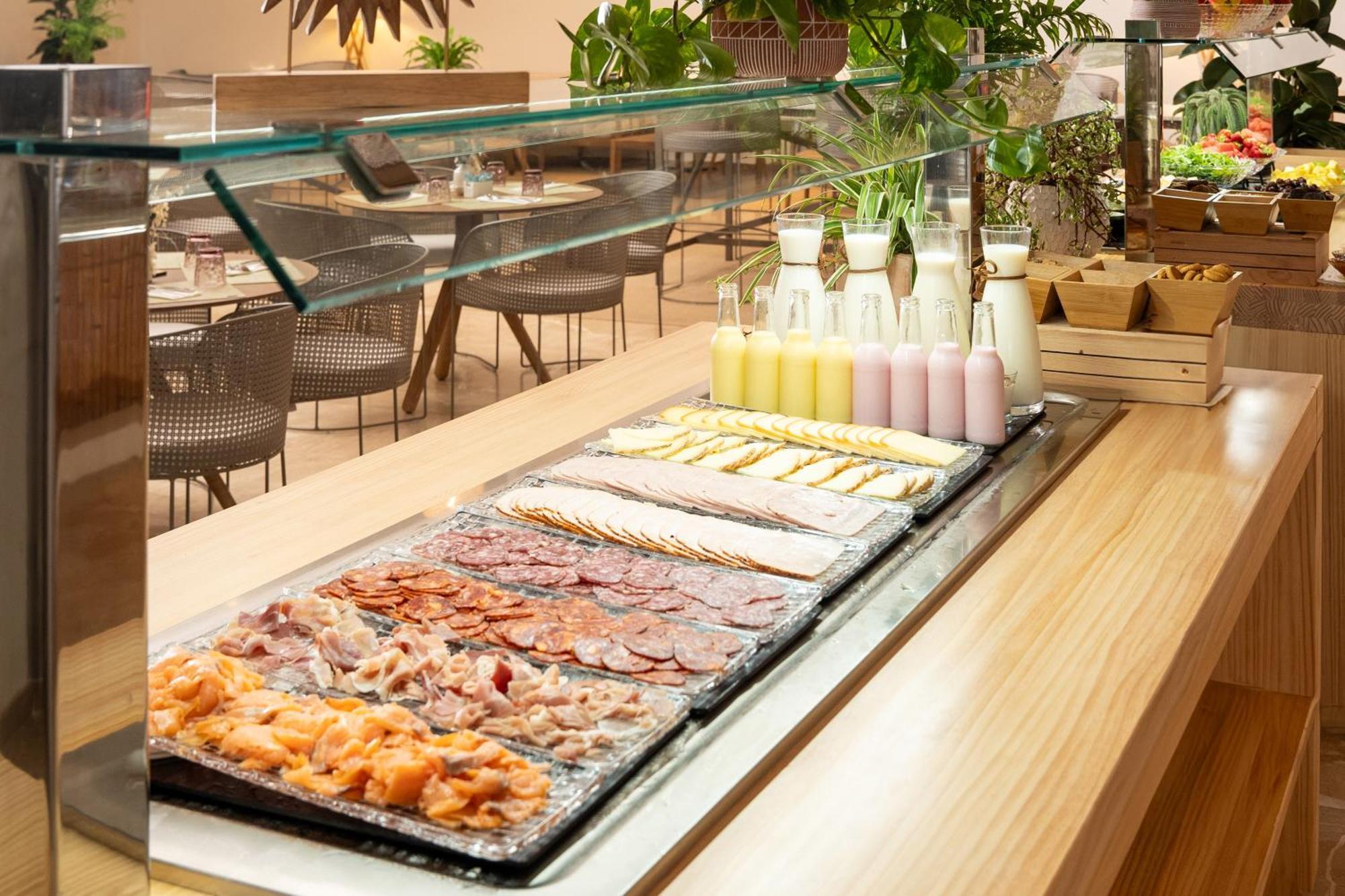 Hotel Melia South